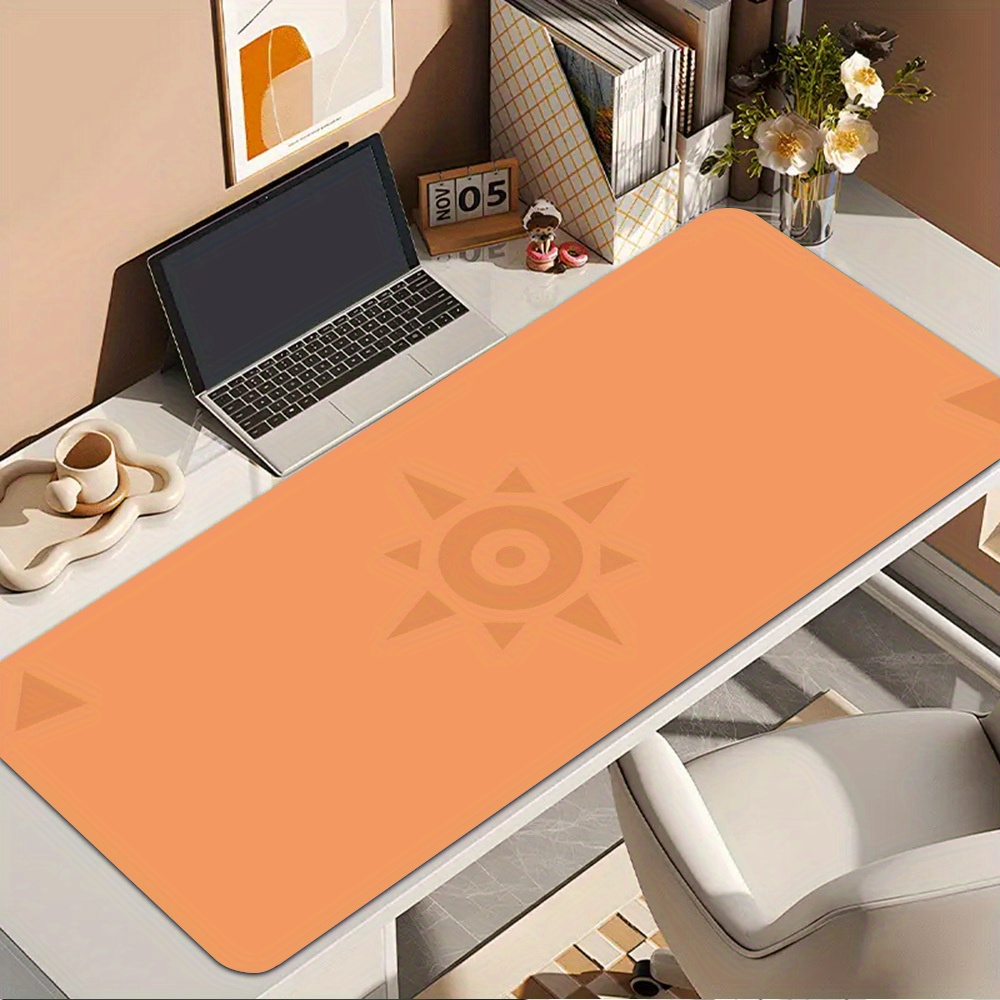 Desk Corner Mat - XXL大型デスクマット ウォームオレンジ ソリッドベース 微細な中央太陽トーテム＆コーナートライアングル ミニマルグラフィック ラバーベース