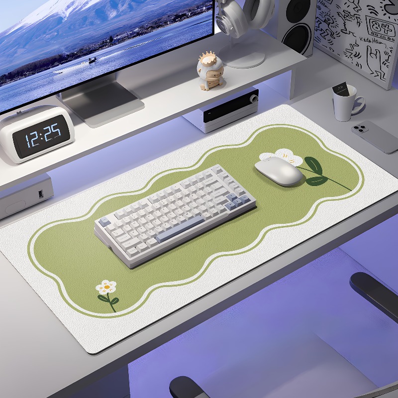 JLT 大型フェイクレザーデスクパッド グリーンデイジーパタ - Desk Corner Mat のレビューと価格